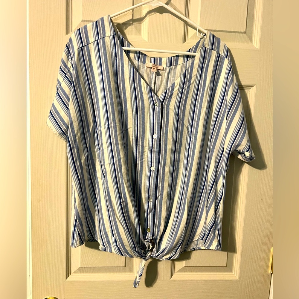 Como Vintage Blue and White Stripe Tie Front Cropped top Plus Size XXL